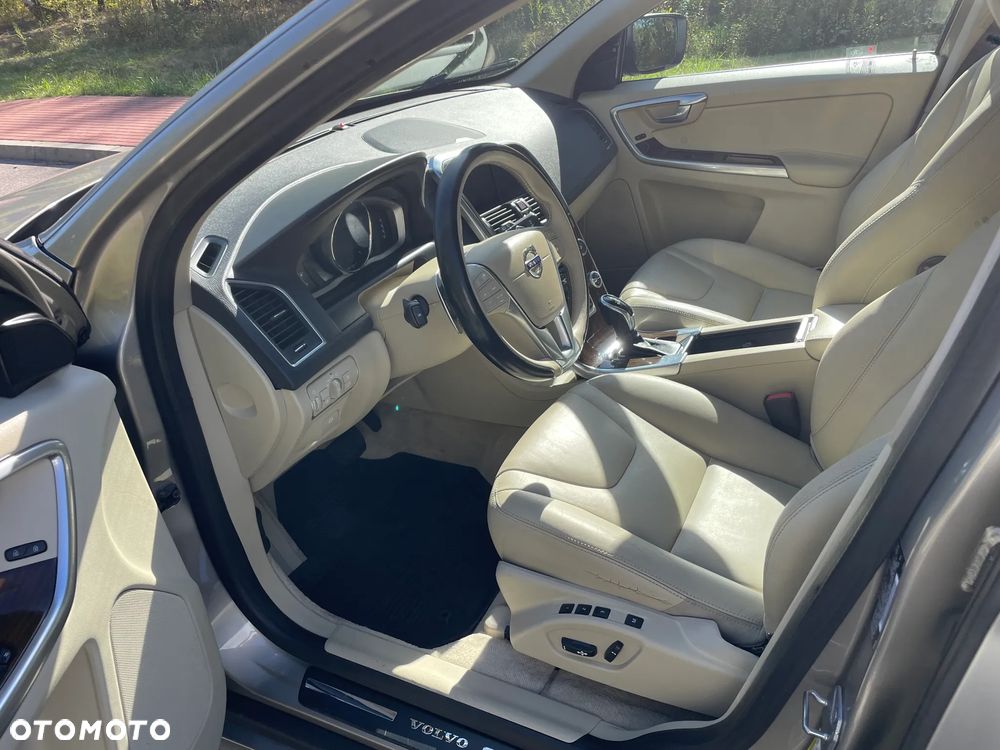 Volvo XC 60 - 19