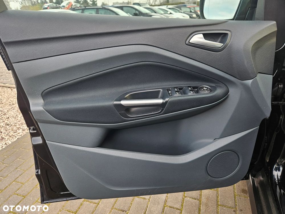 Ford Grand C-MAX 1.6 Titanium - 23