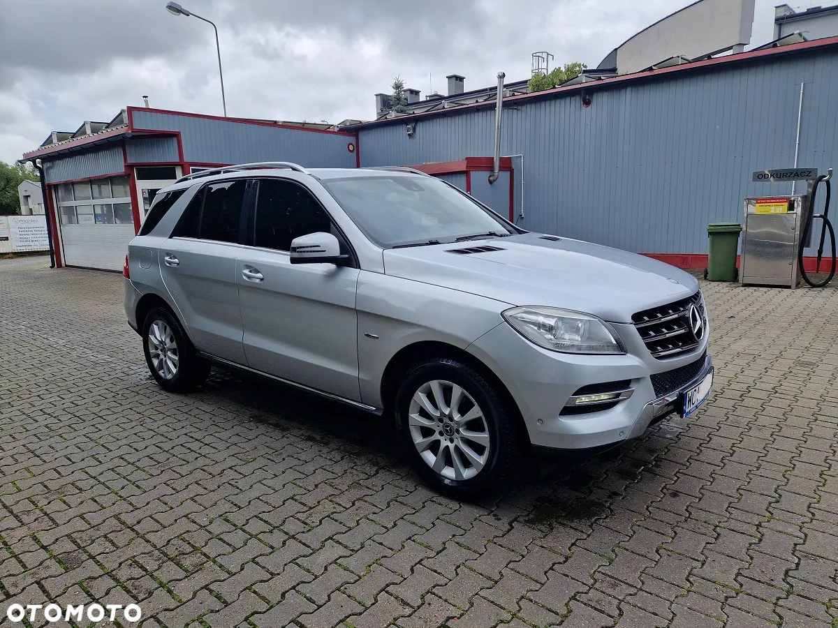 Mercedes-Benz ML 250 BlueTec 4-Matic - 2