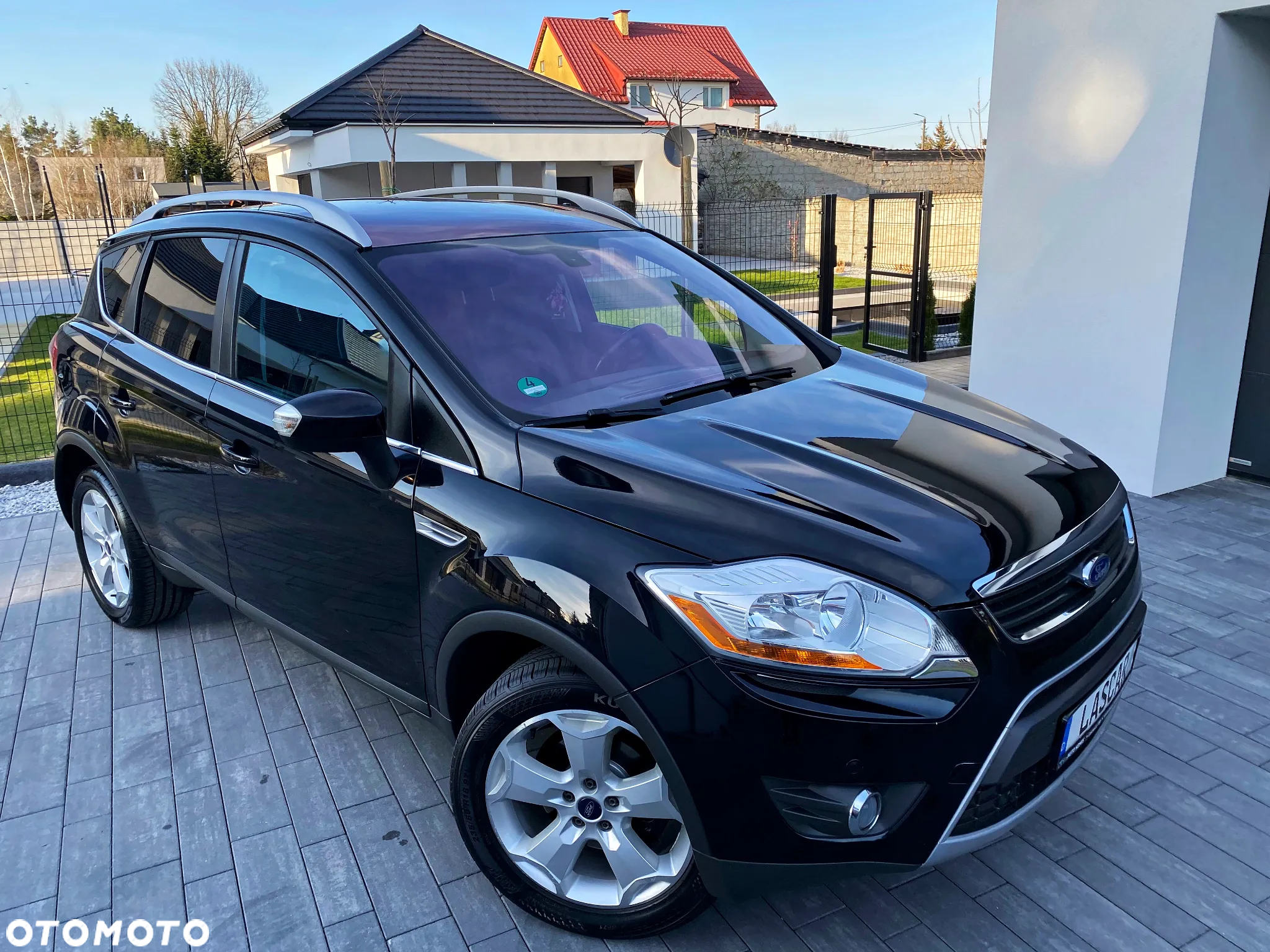 Ford Kuga 2.0 TDCi 2x4 Titanium - 5