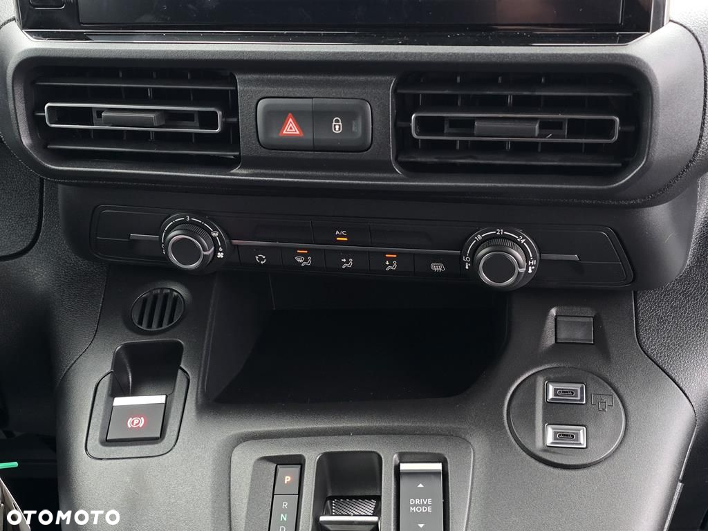 Peugeot Partner Van - 16