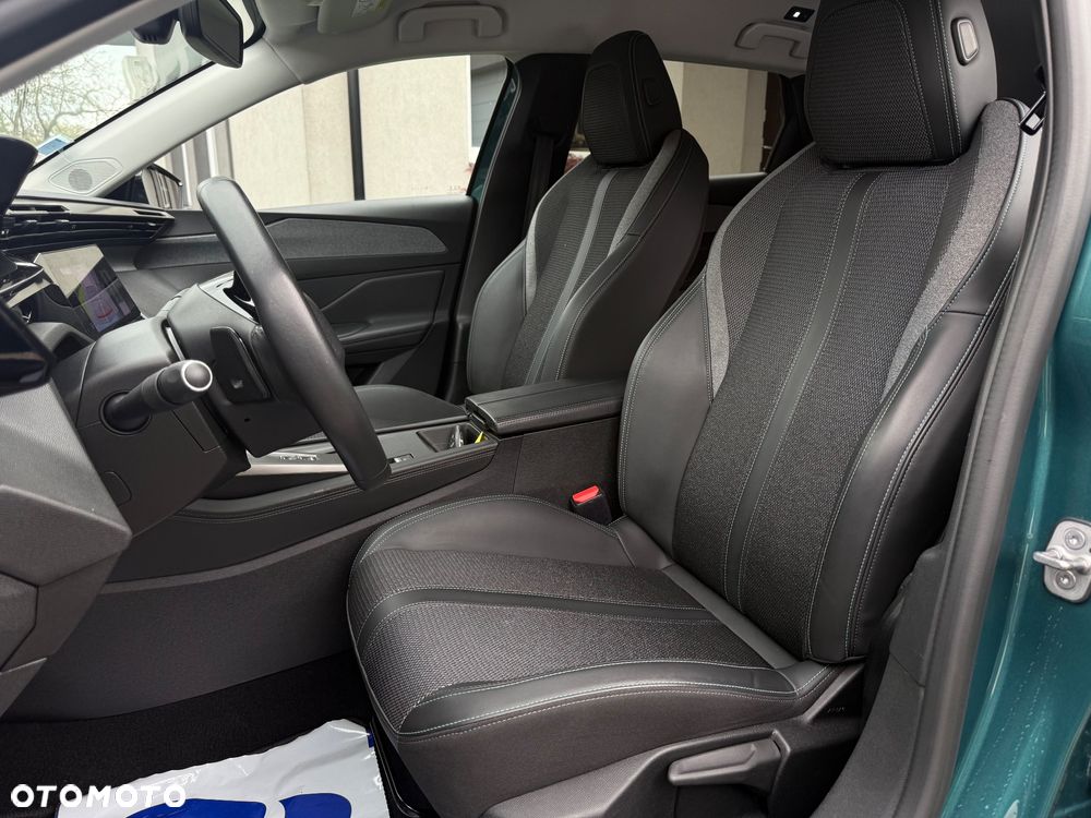Peugeot 308 BlueHDi 130 EAT8 Allure - 7