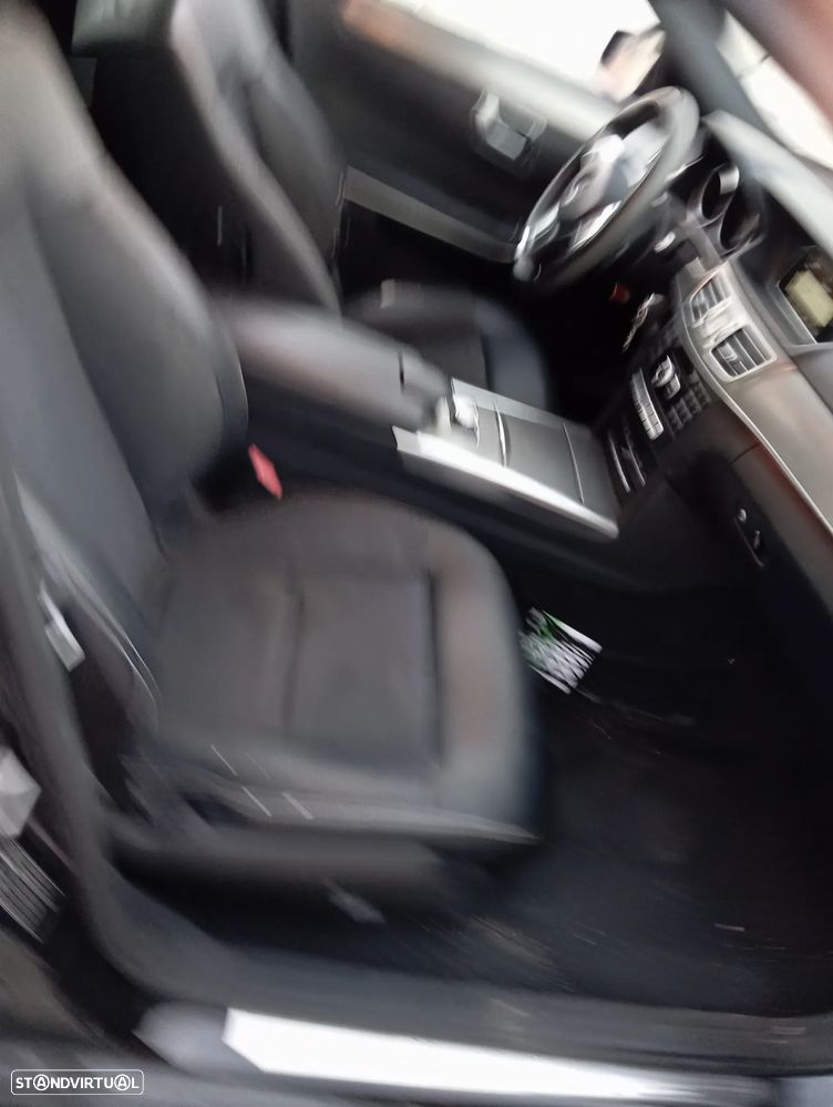 Mercedes-Benz E 300 - 13