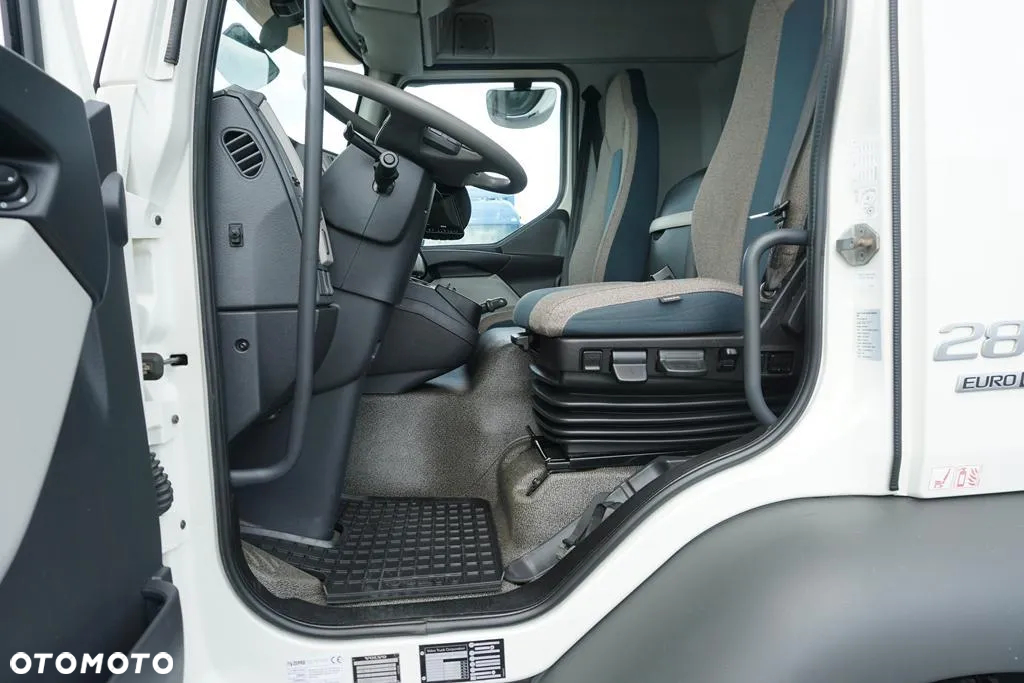 Volvo FL / 280 / EURO 6 / IZOTERMA + WINDA / 18 PALET / ŁAD. 9540 KG - 34