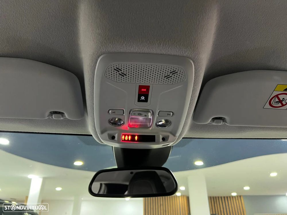 Peugeot 208 1.2 Hybrid Allure e-DCS6 - 26