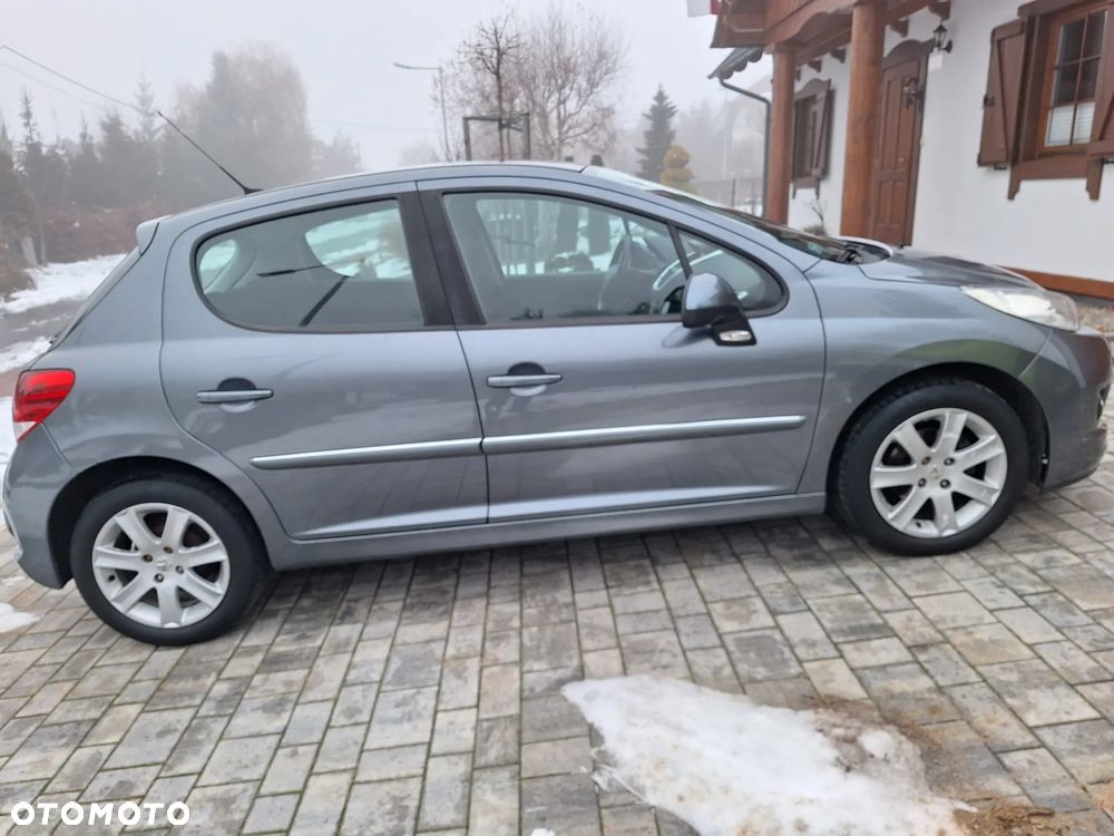 Peugeot 207 1.6 HDi Active - 10