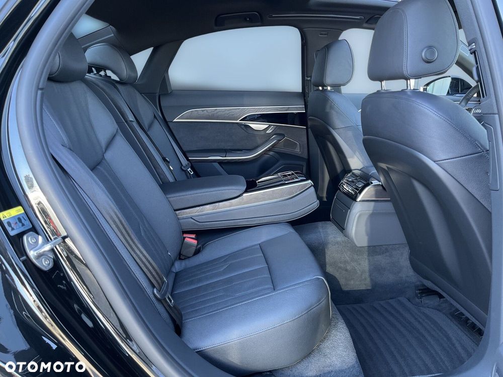 Audi A8 - 17
