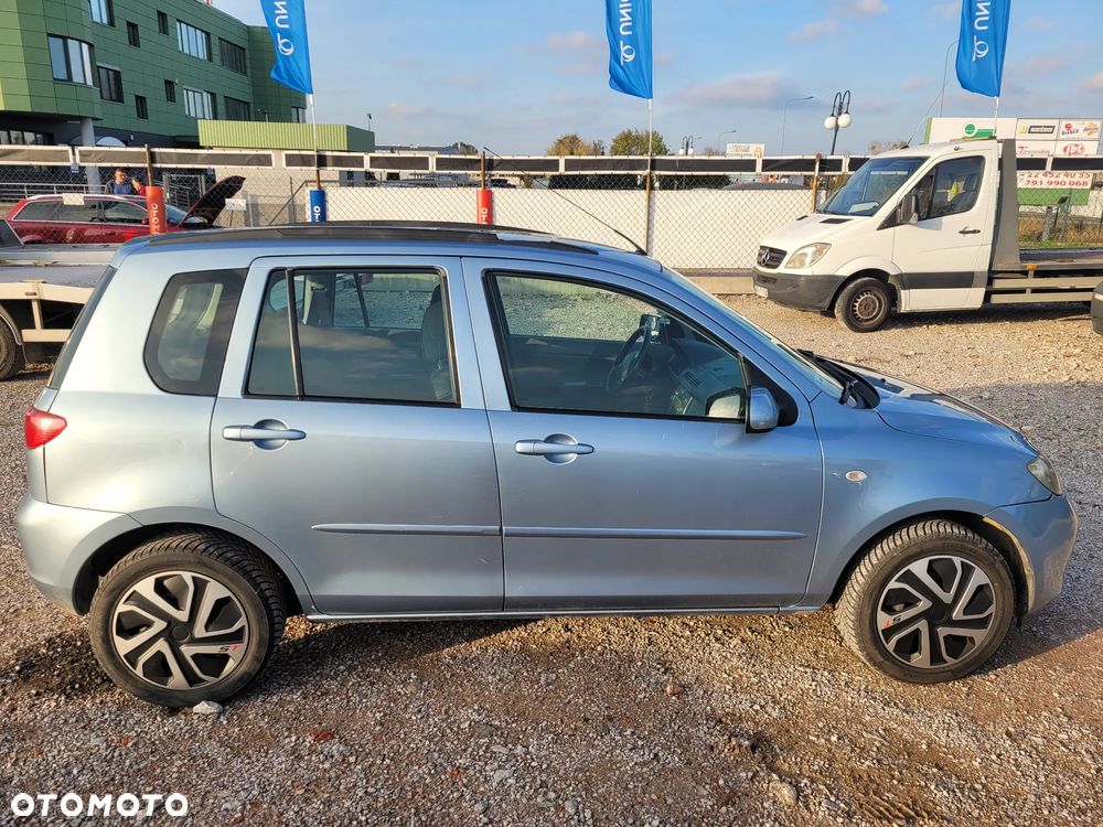 Mazda 2 2003 photo 5