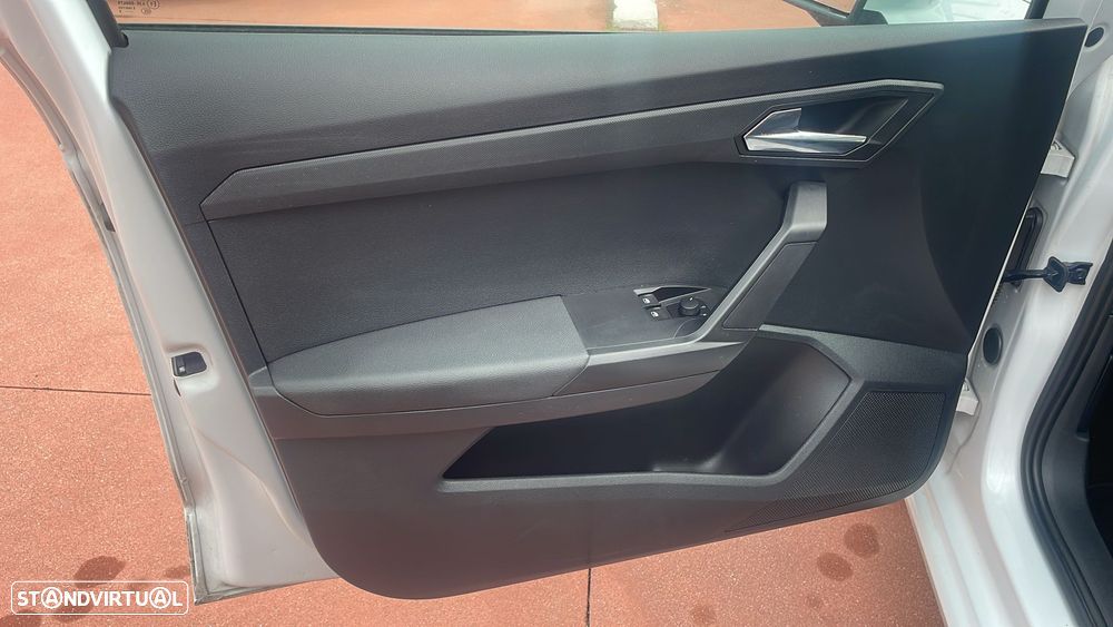 SEAT Ibiza 1.0 TSI S&S Style - 9