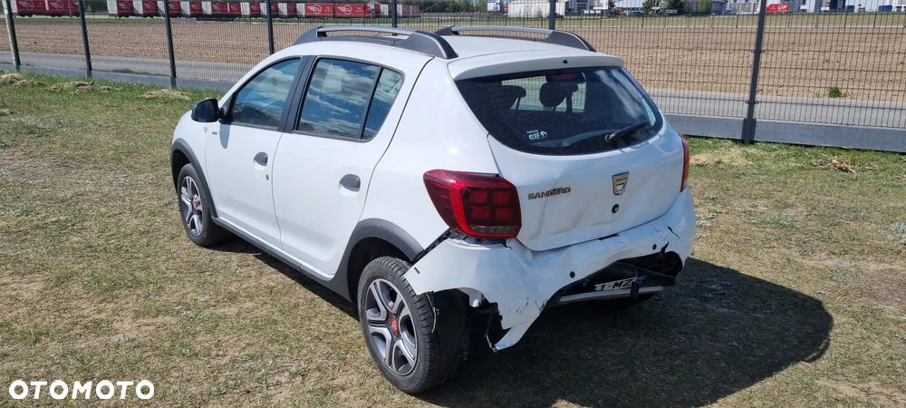 Dacia Sandero Stepway 0.9 TCe Ambiance S&S EU6 - 7