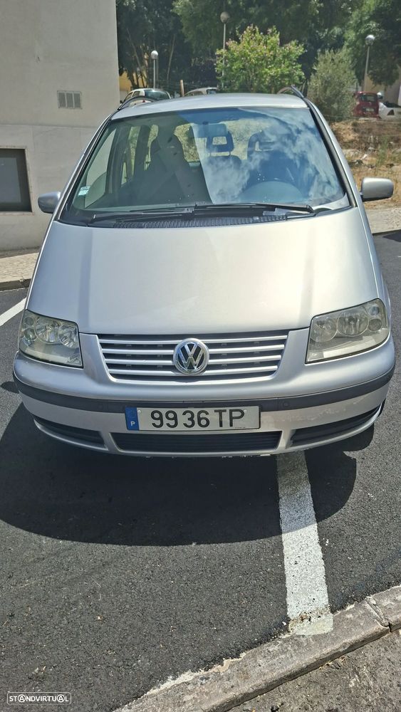 VW Sharan 1.9 TDi Confortline Tip - 1