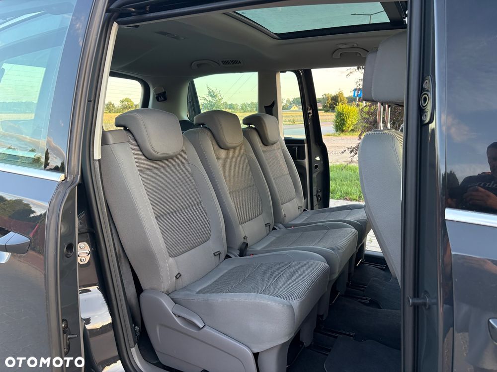Volkswagen Sharan 2.0 TDI BlueMotion Technology Trendline - 26
