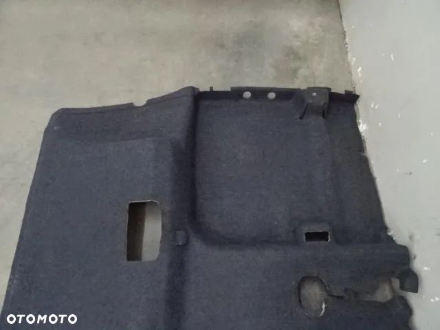 DYWAN PODŁOGA TYŁ MITSUBISHI COLT VI 6 HB 3D NR178 - 3