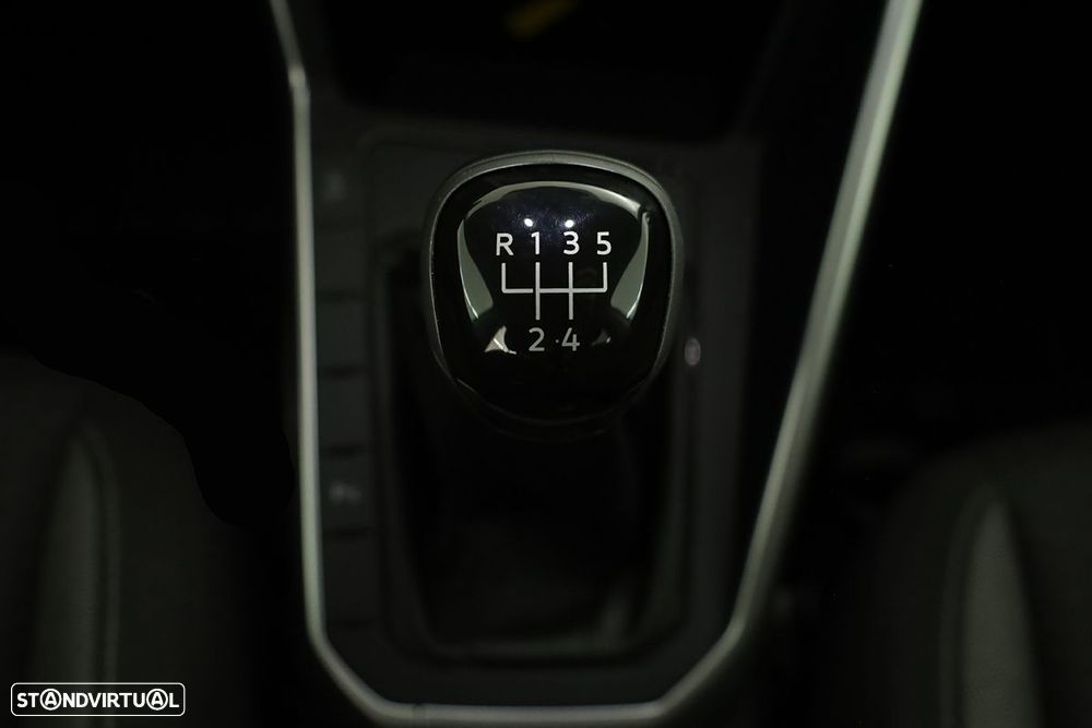 VW Taigo 1.0 TSI Urban - 13