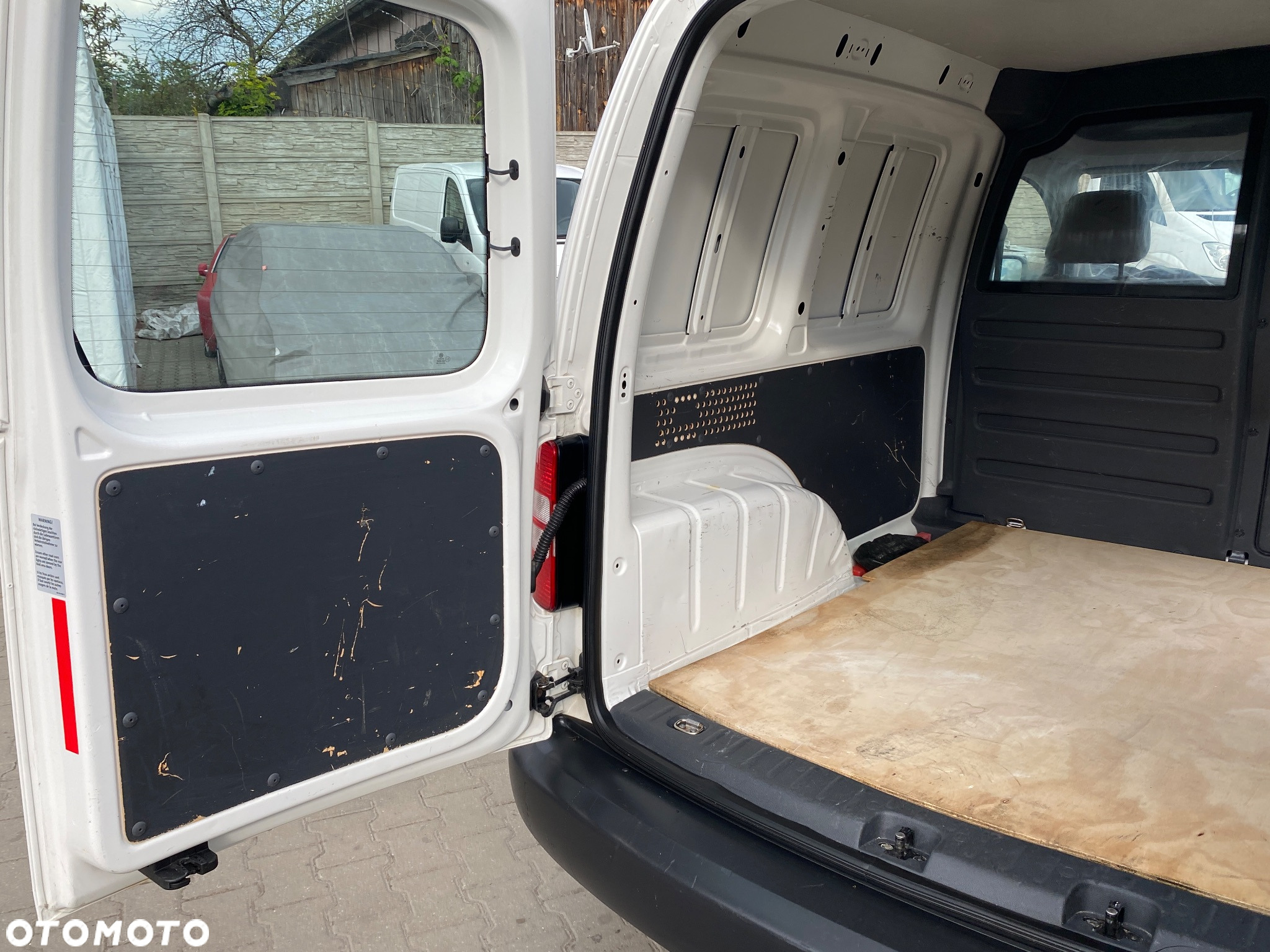 Volkswagen CADDY - 27