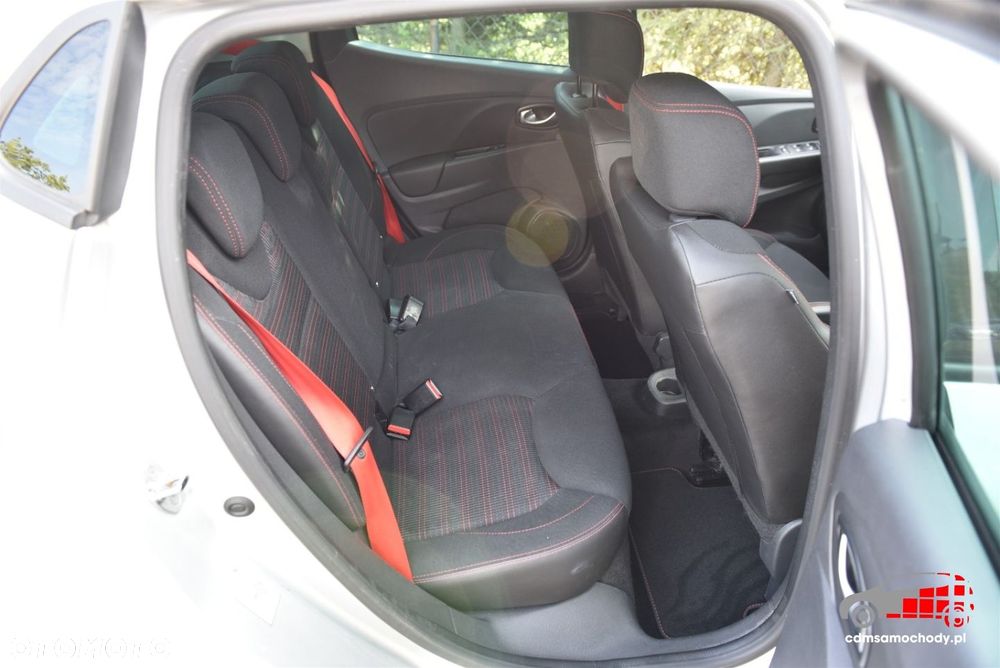 Renault Clio TCe 220 EDC R.S Trophy - 30