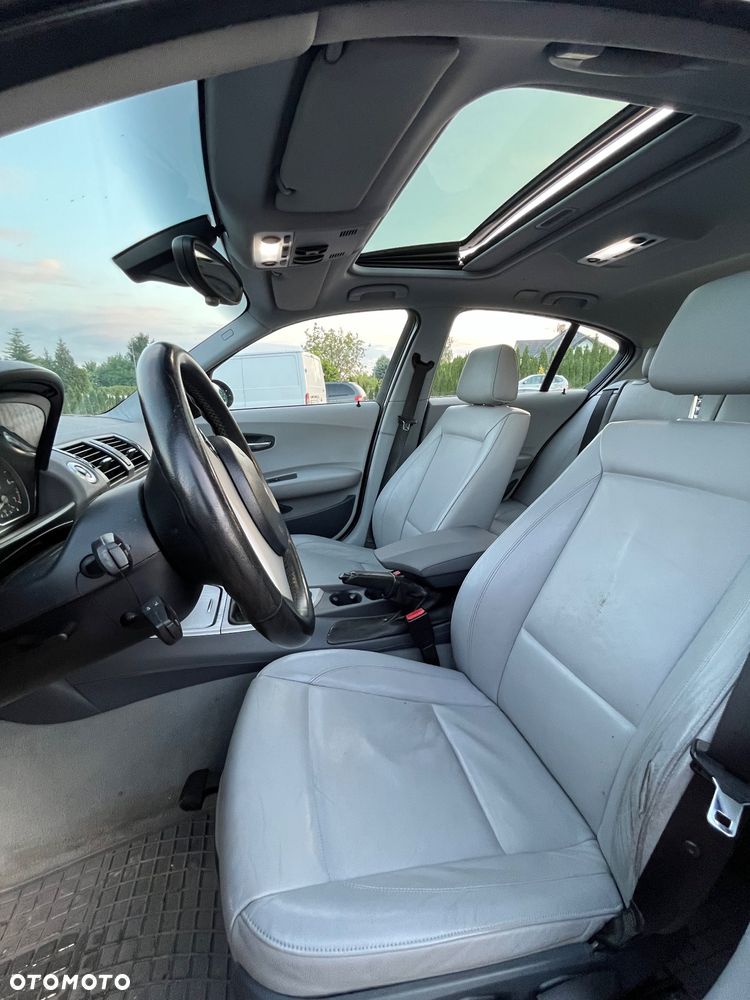 BMW Seria 1 - 10