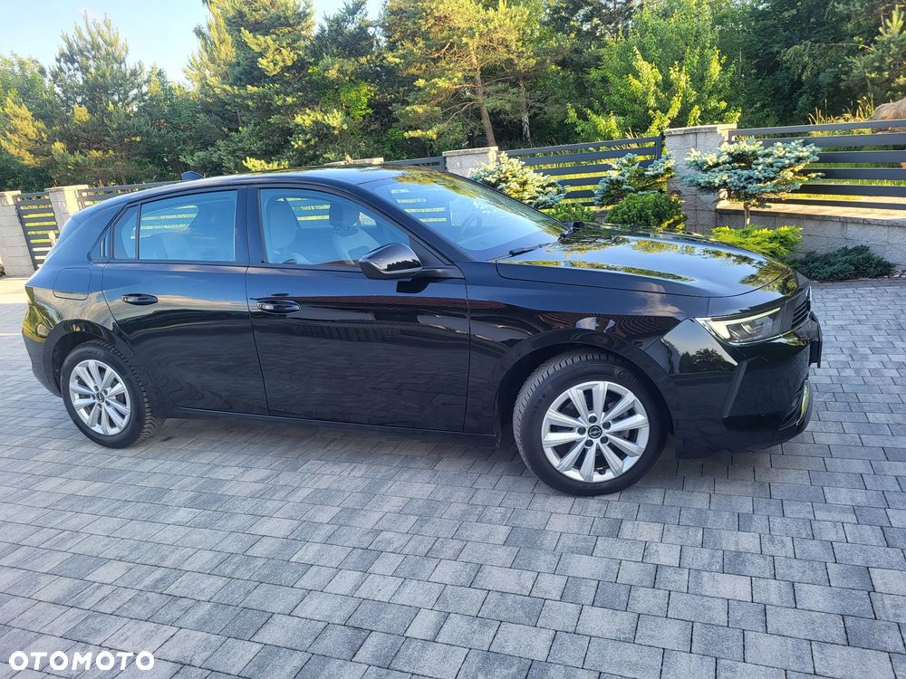 Opel Astra 1.2 Turbo Business Edition - 4