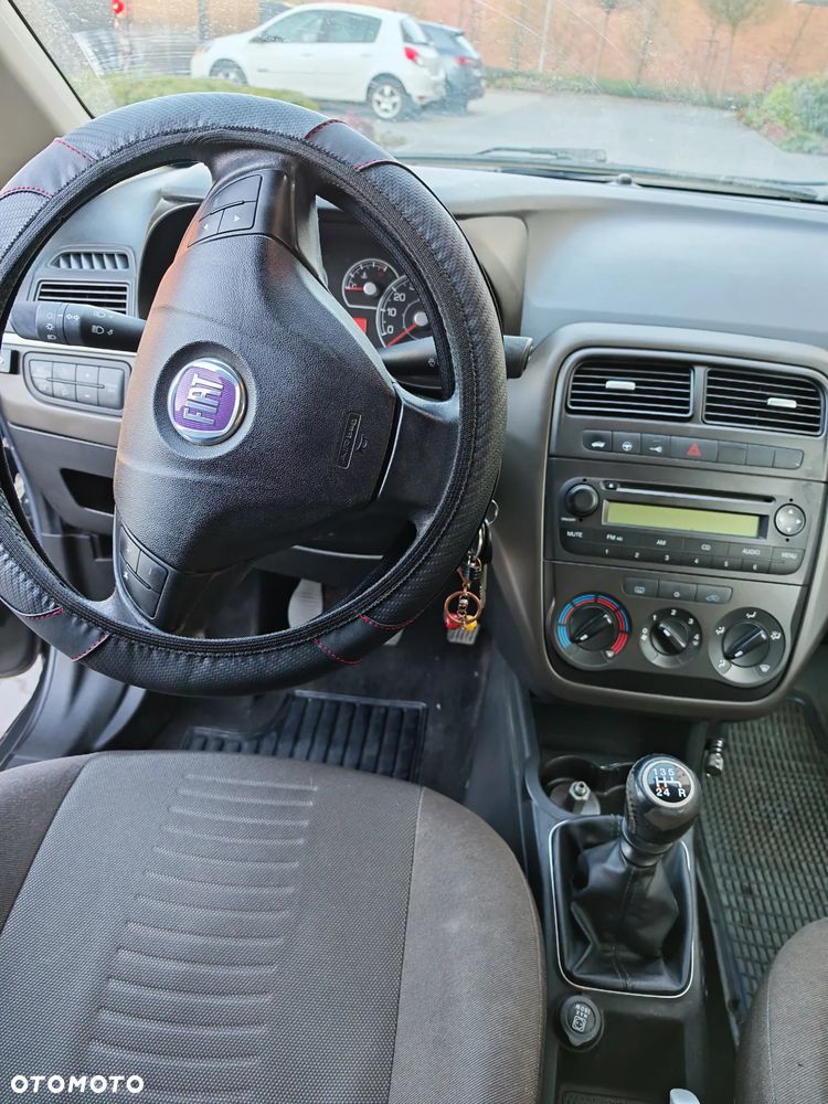 Fiat Punto - 2