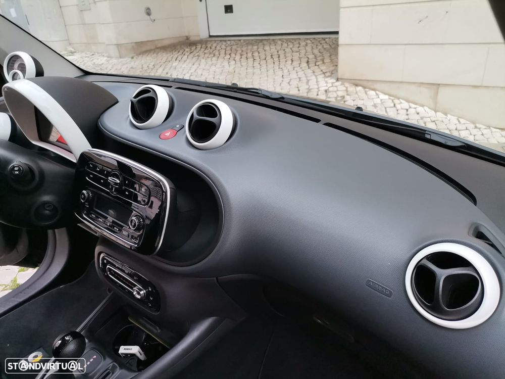 Smart ForTwo Coupé EQ passion - 13