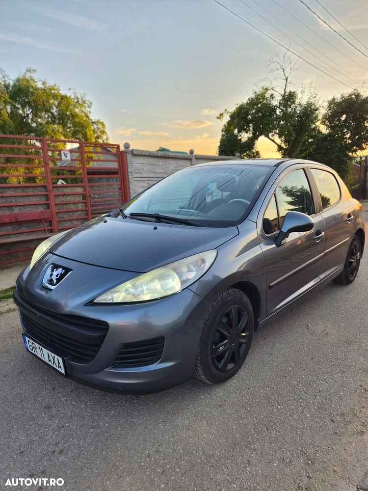 Peugeot 207 1.4HDI Urban - 6