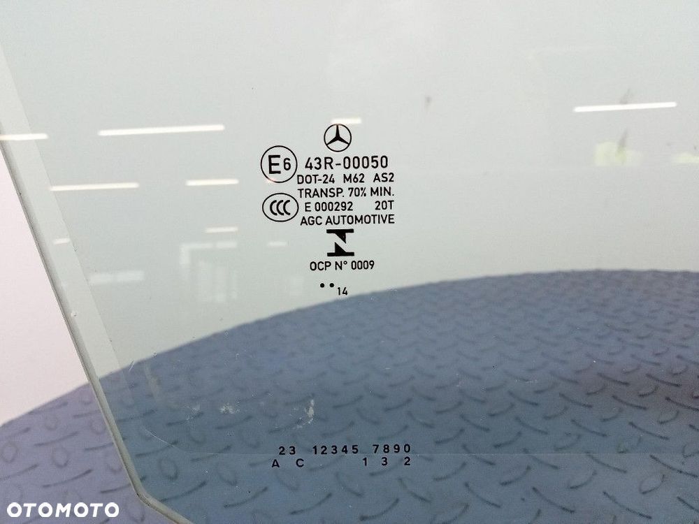 MERCEDES E KLASA W212 SZYBA DRZWI PRZÓD PRAWA PRZEDNIA 2014 - 2