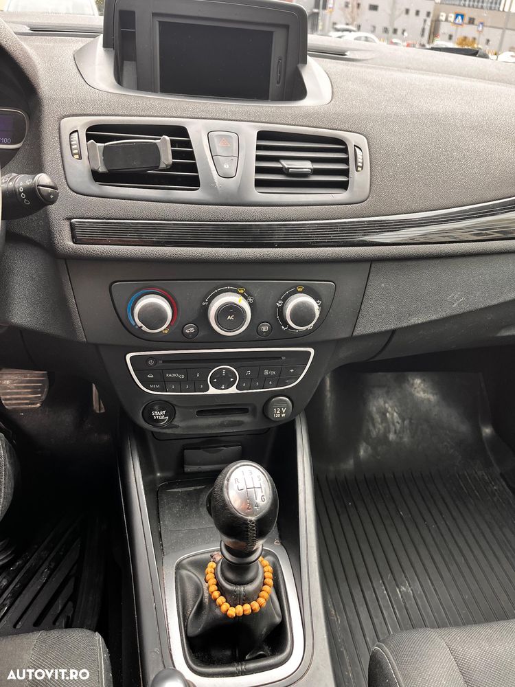 Renault Megane 1.5 dCi Dynamique - 4