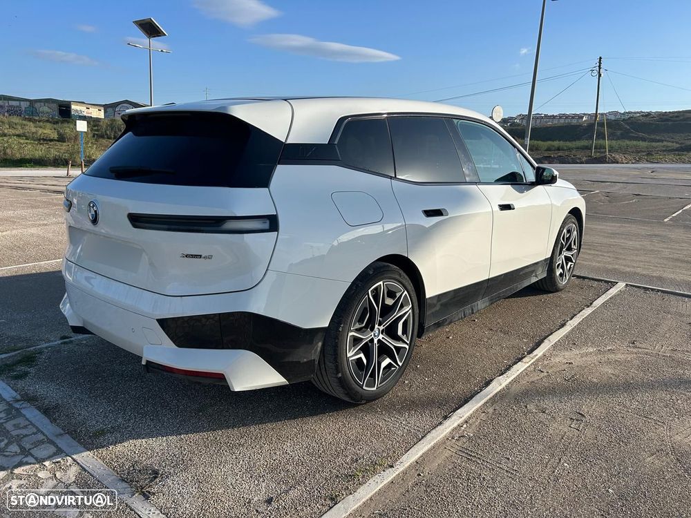 BMW iX xDrive40 - 2