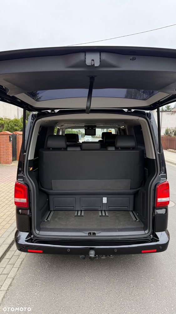 Volkswagen Multivan - 15