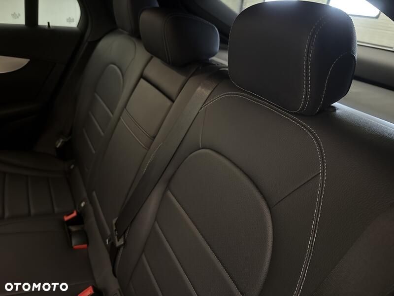 Mercedes-Benz GLC - 20