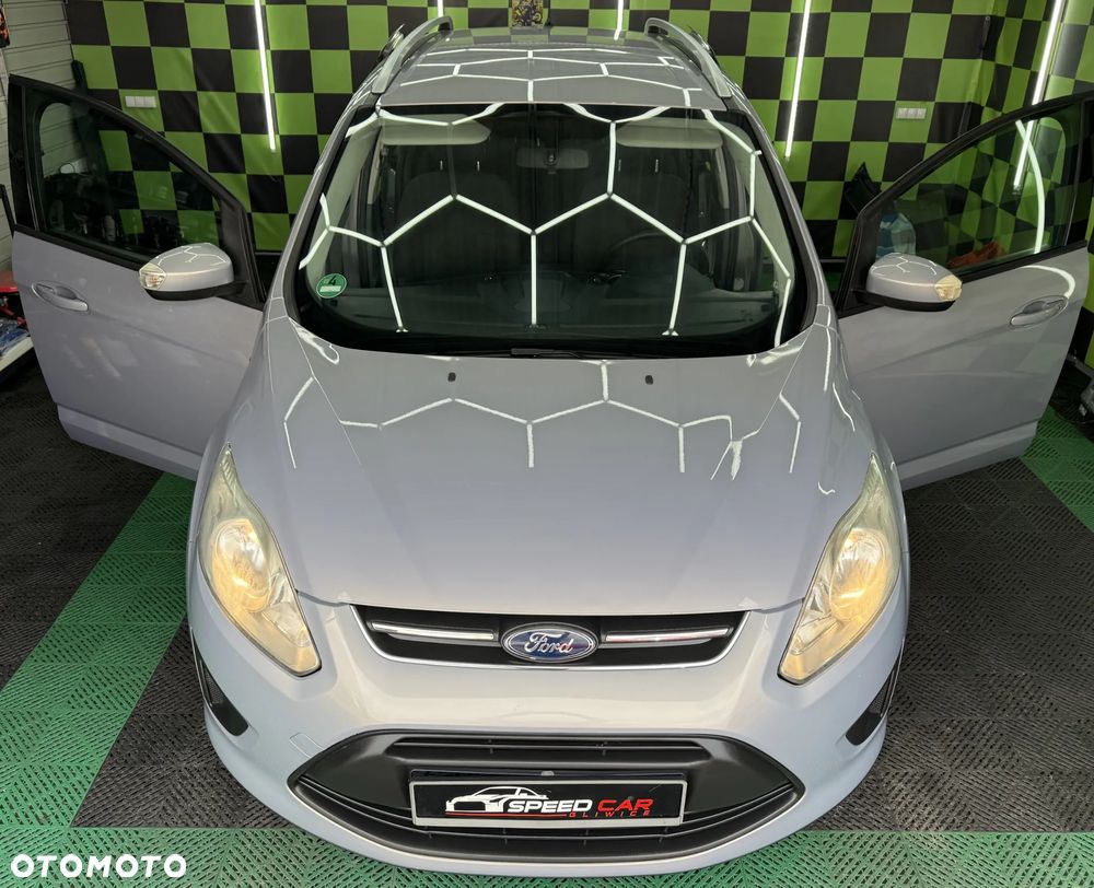 Ford Grand C-MAX - 15
