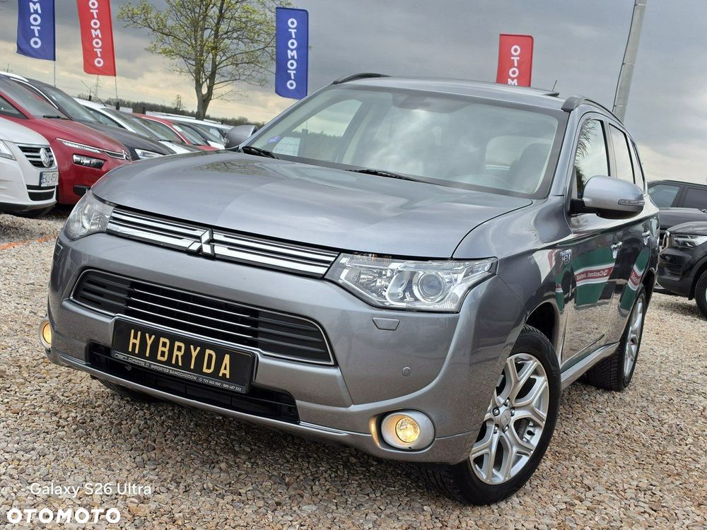 Mitsubishi Outlander - 14