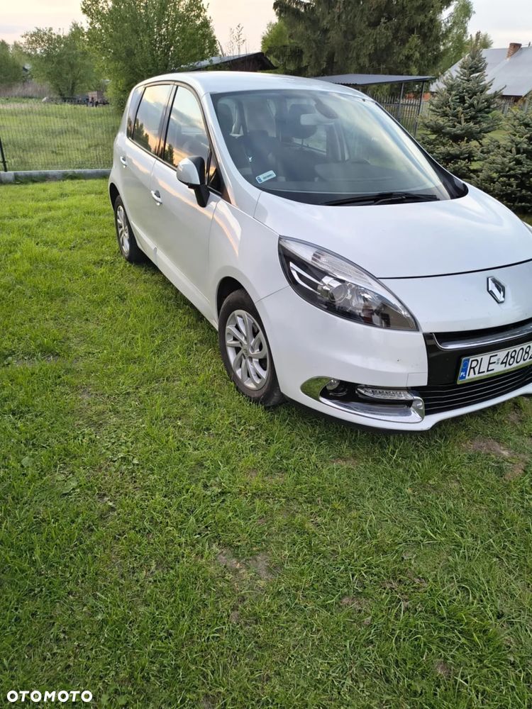 Renault Scenic - 1