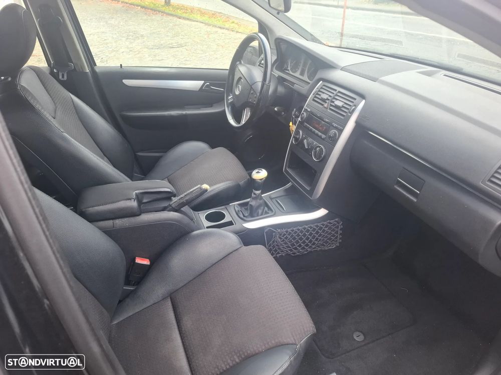 Mercedes-Benz B 200 CDi - 5