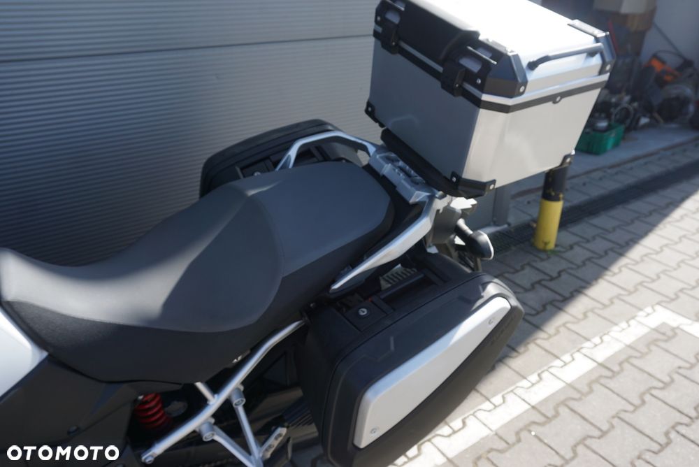 Suzuki V-STROM - 15