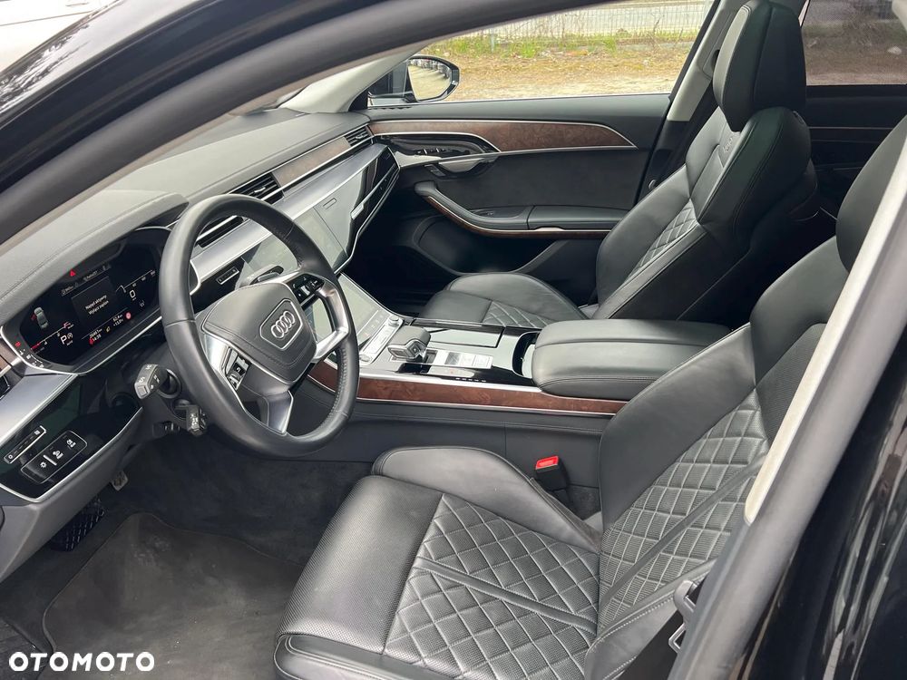 Audi A8 - 22