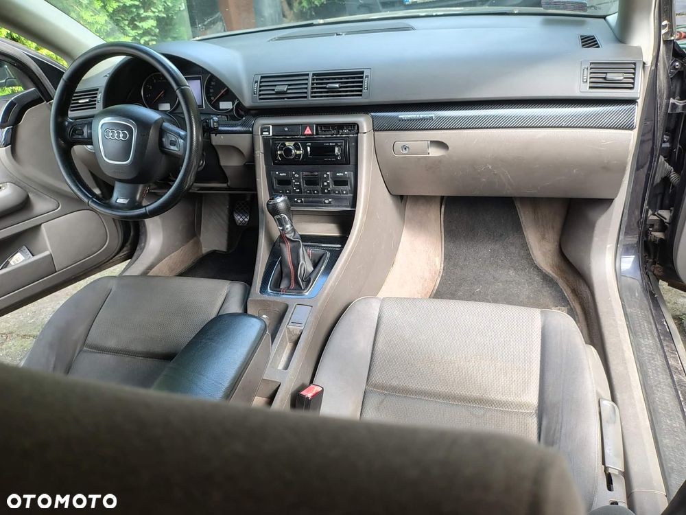 Audi A4 Avant - 6