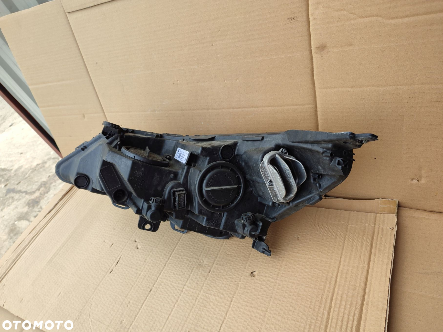 Lampa prawy przód LED OPEL ASTRA K V 2015- EUROPA ORYGINAŁ 39047199 - 11