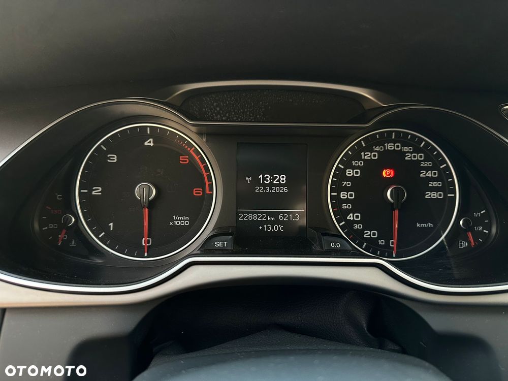 Audi A4 Avant 2.0 TDI DPF Ambiente - 8