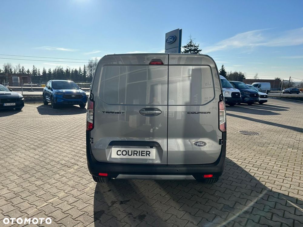 Ford Transit Courier - 7