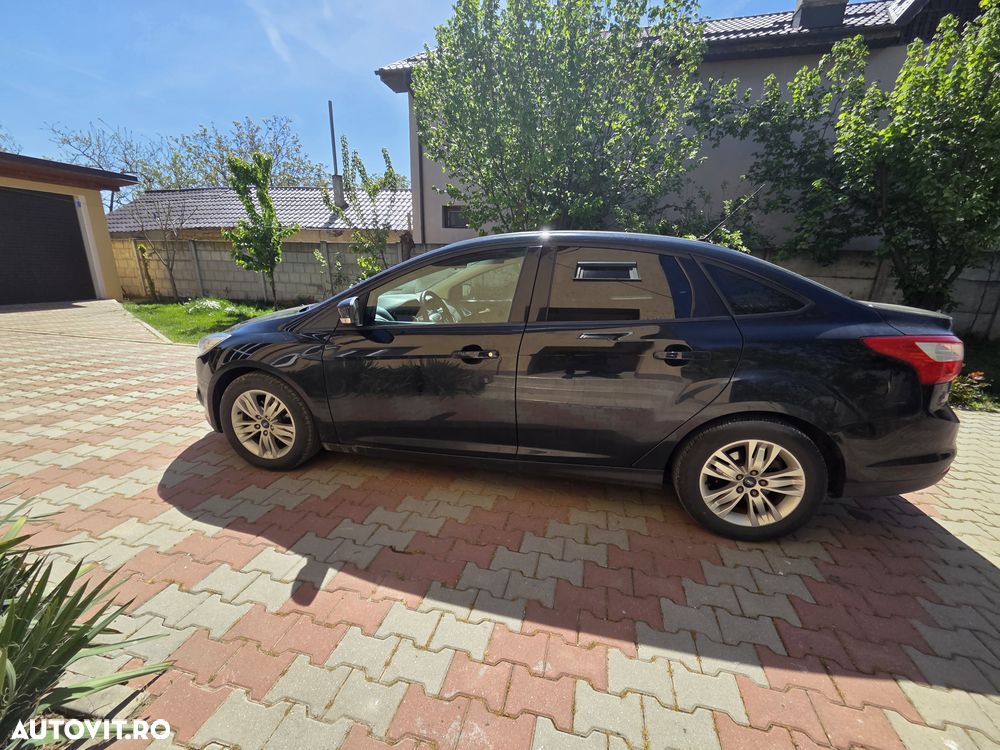 Ford Focus - 1