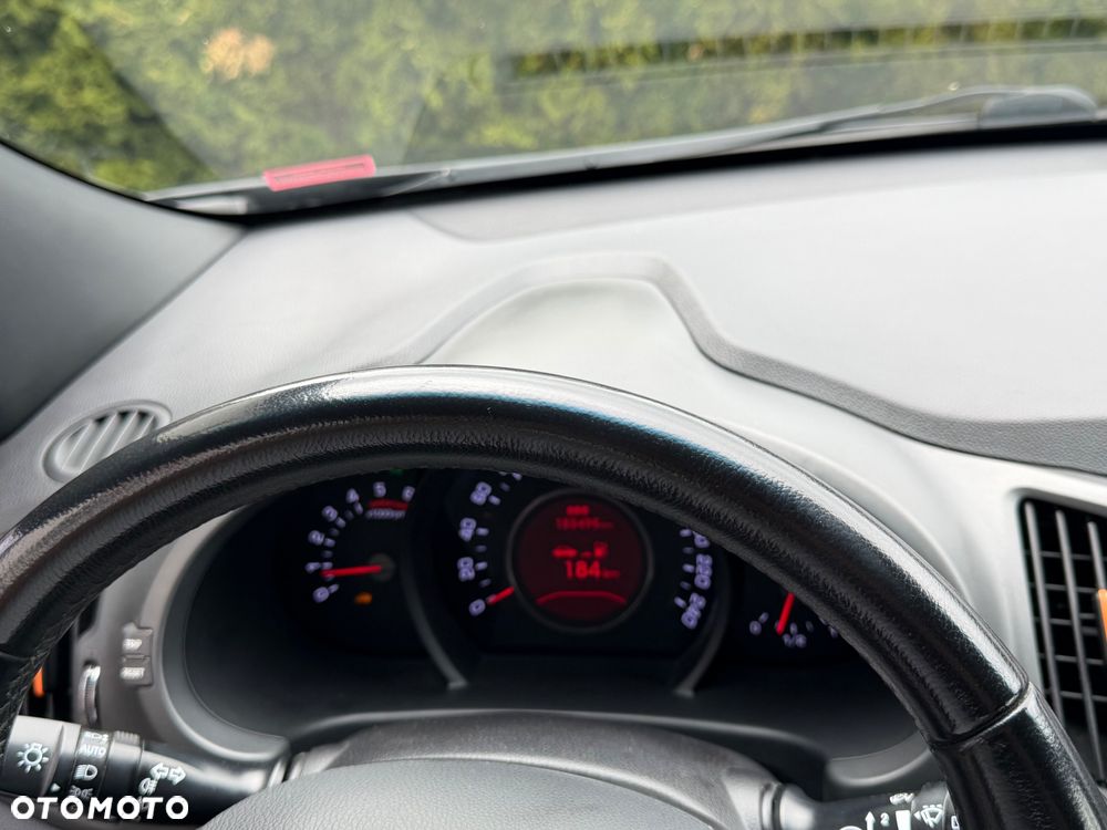 Kia Sportage 2.0 CRDI XL - 28