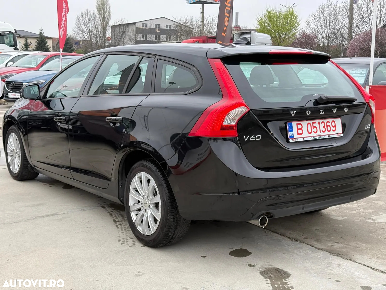 Volvo V60 D3 Geartronic Kinetic - 4