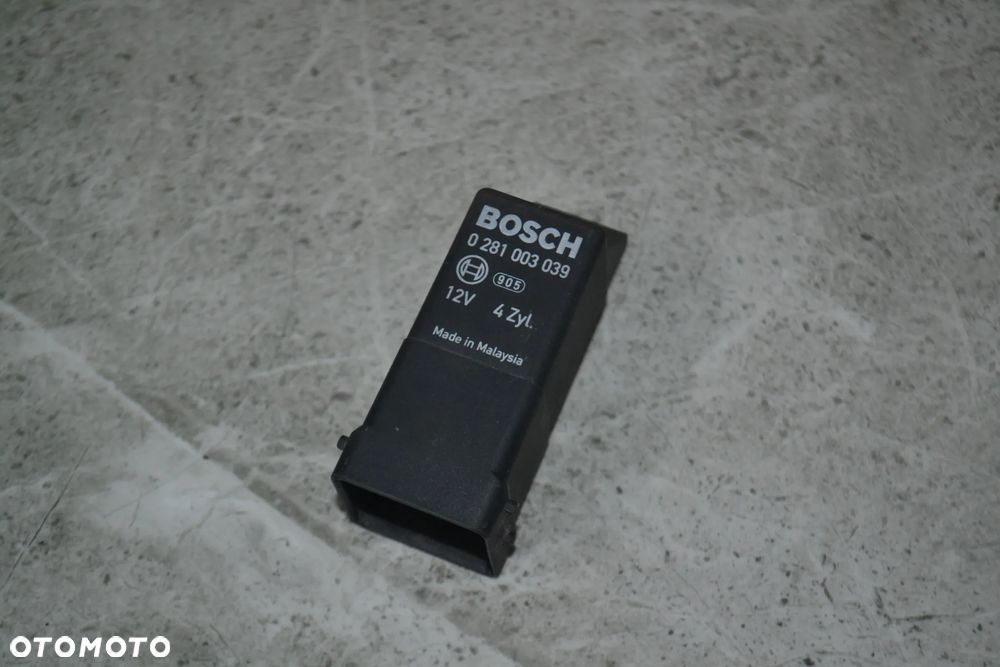 VW AUDI SEAT SKODA FIAT PRZEKAŹNIK ŚWIEC ŻAROWYCH 0281003039 - 1