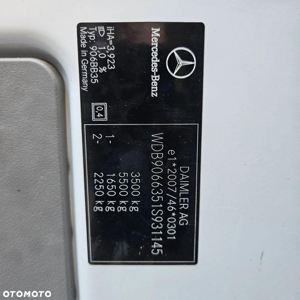 Mercedes-Benz Sprinter - 35