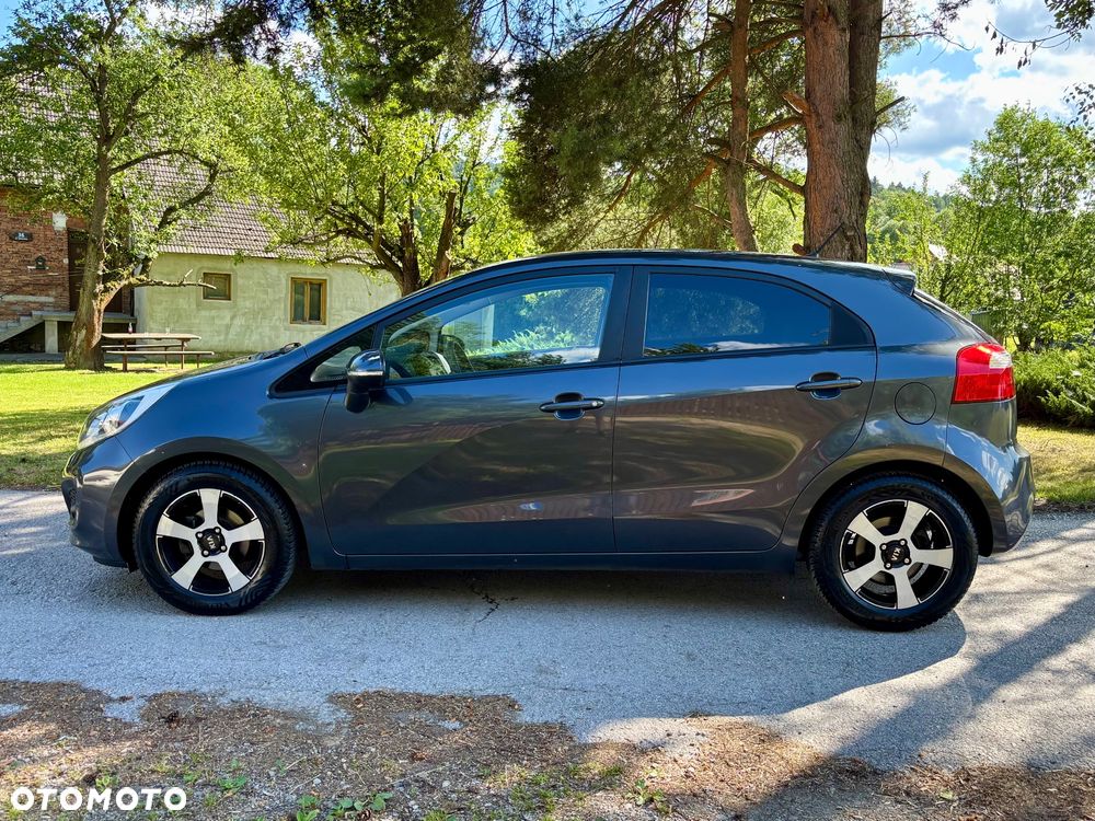 Kia Rio 1.2 Dream-Team Edition - 12