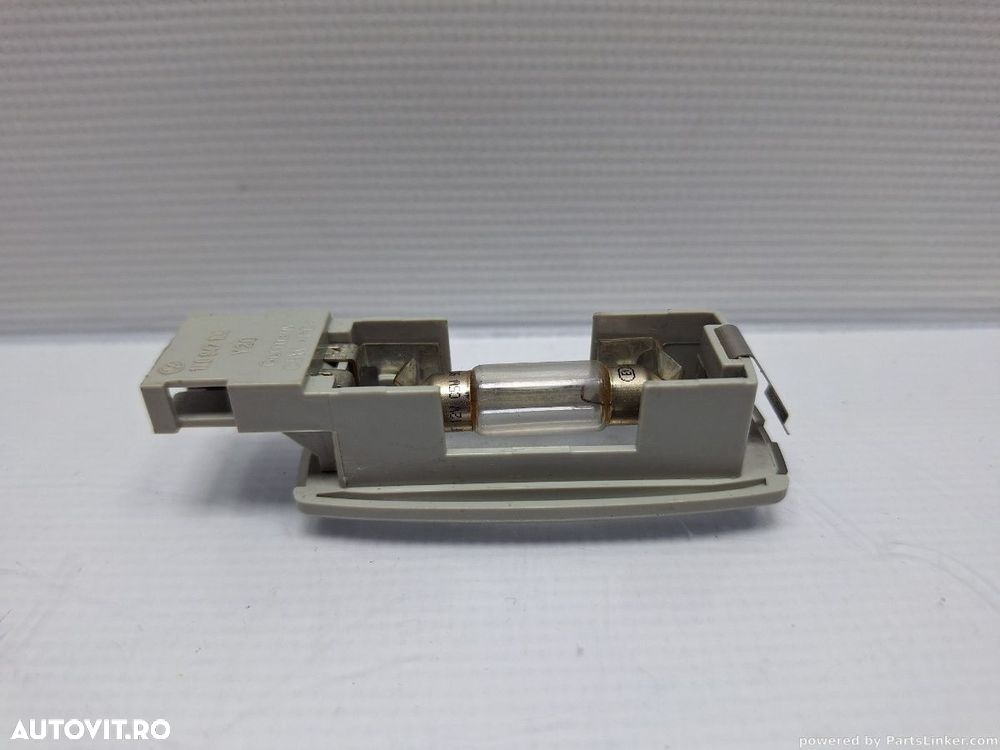 Lampa parasolar VOLKSWAGEN PASSAT Variant (3C5) [ 2005 - 2011 ] TDI (CBDC) 81KW|110HP OEM 1K0947109 - 4