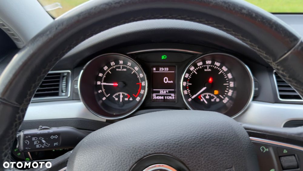Skoda Superb 1.6 TDI Family - 8