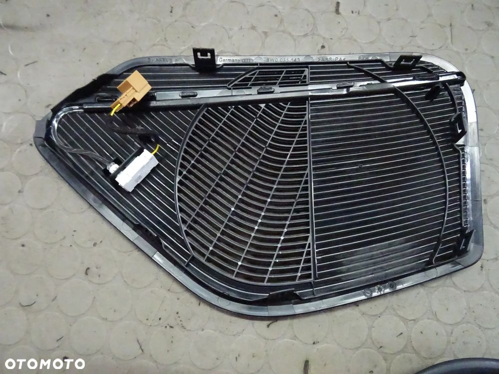 8W0035143 8W0035144 maskownice glosnikow bang olufsen LED Audi A4 B9 czesci - 3
