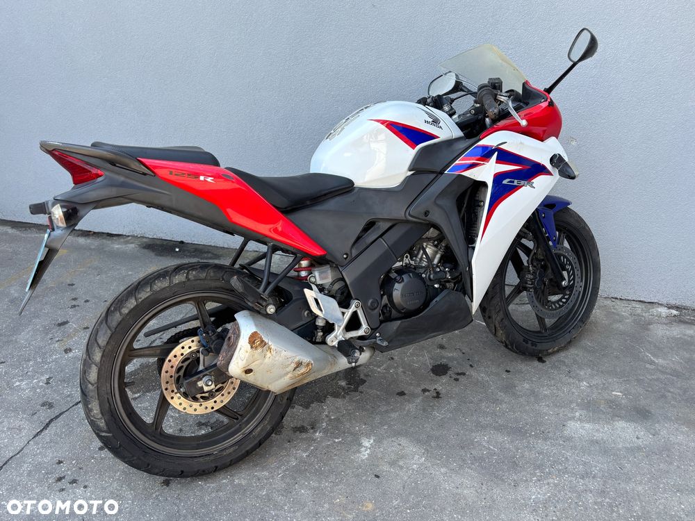 Honda CBR - 12